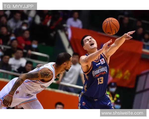 南京同曦宙光迎战青岛国信海天全力争胜展现篮球魅力与团队精神