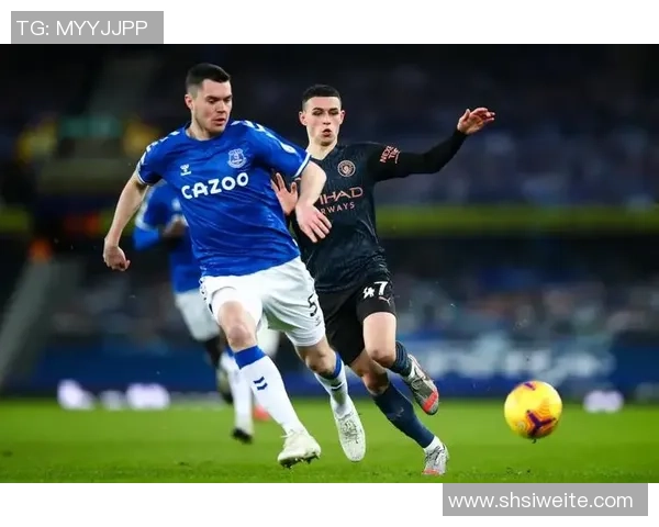 英联杯激战埃弗顿迎战莱切斯特城争夺晋级名额的精彩对决